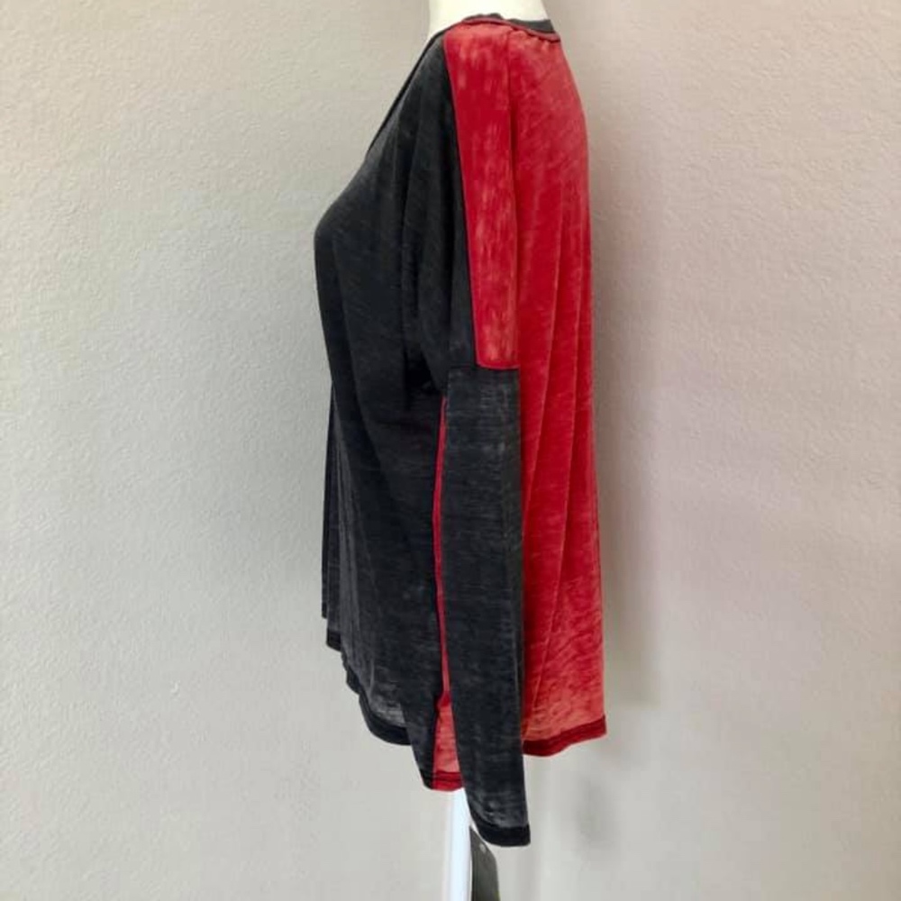 NWT Hurley Women's long sleeved shirt